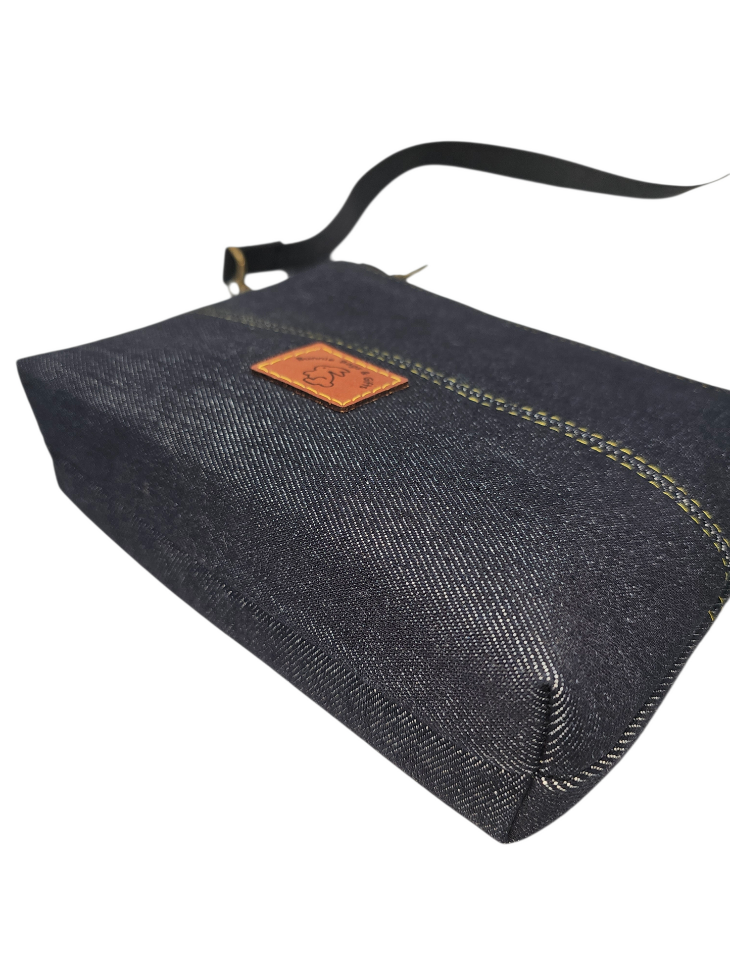 Connie XL Crossbody - Gray interior