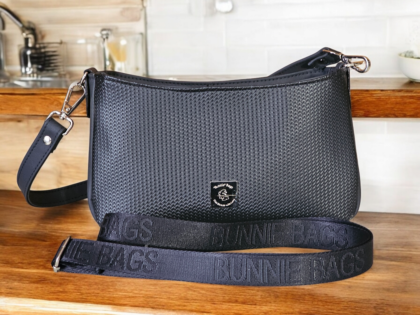 Black Trax - Aries Crossbody Should Bag
